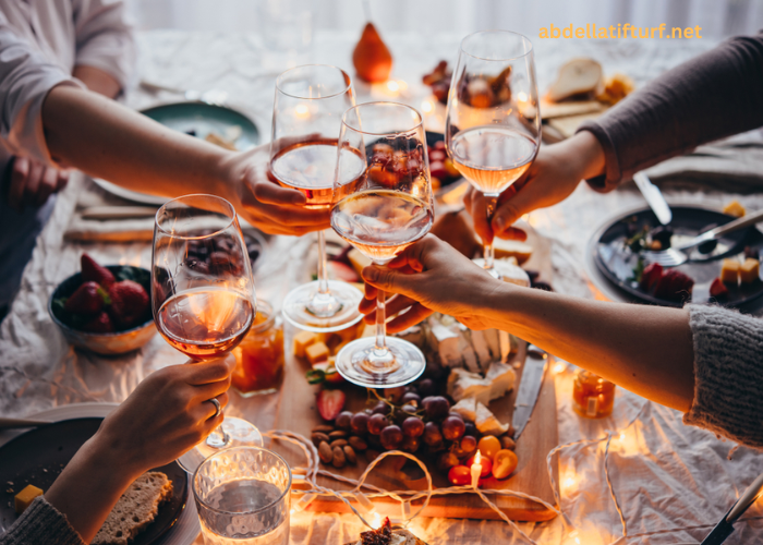 Top 5 Reasons to Buy Red Wine Online for Your Next Dinner Party